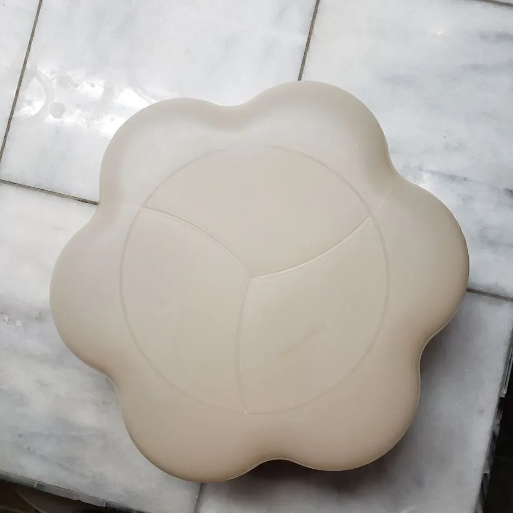 Vintage Tupperware Chip 'n Dip Serving Bowl w/ Tray ~ 1.5 Gal/5.6L Cream